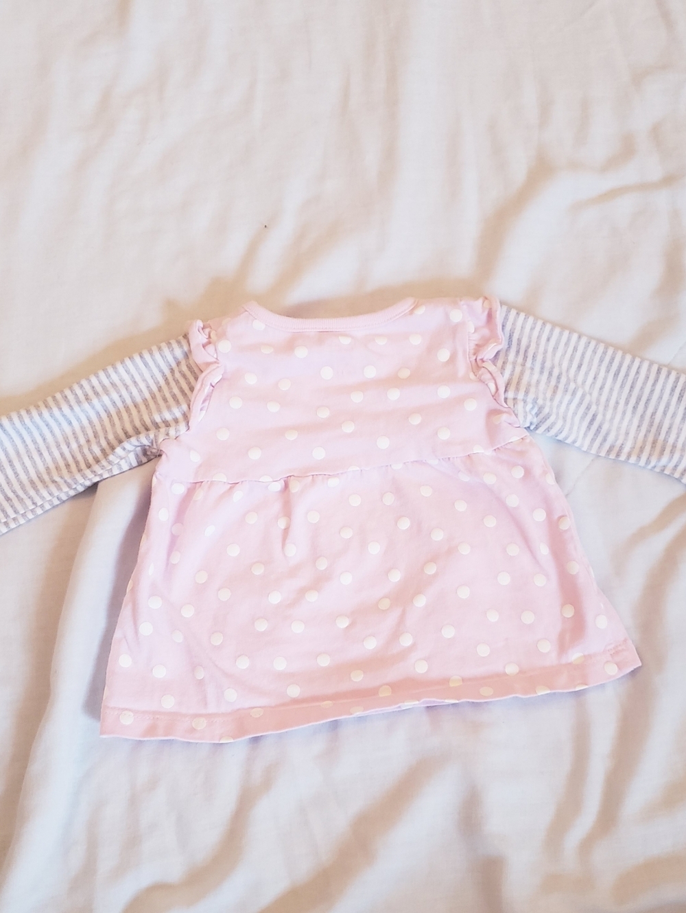 6 Month Girls Carter's Outfit - Picture 2 of 4